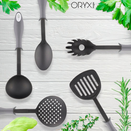Cuchara Servir Cocina Nylon Con Mango Antigotas Engomado 32,5x6cm